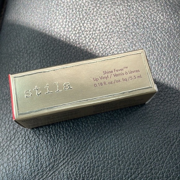 Stila: Shine Fever Lip Vinyl Color Amp It Up. - Picture 5 of 8